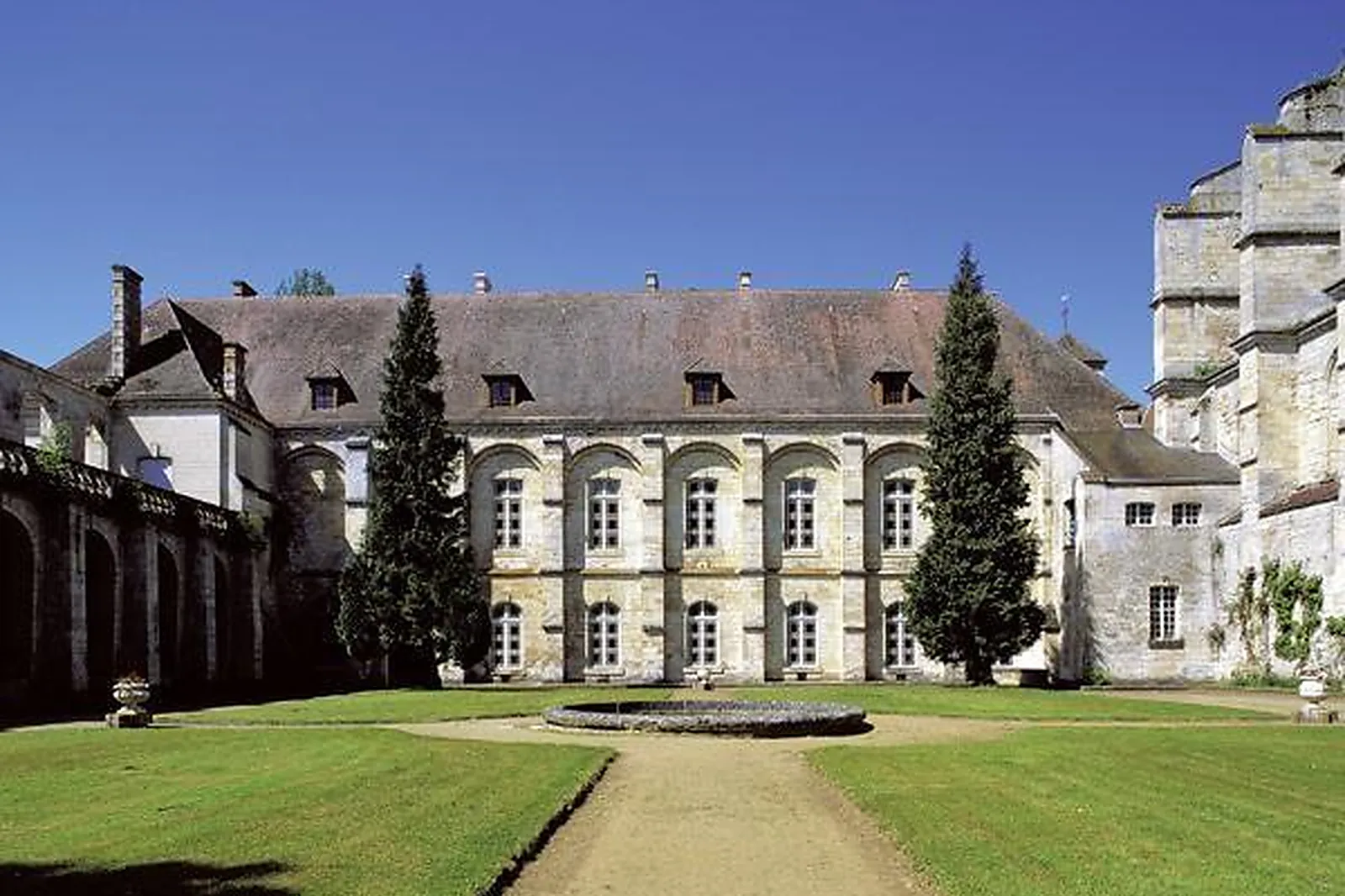 Lieux événementiels, ABBAYE DE LONGPONT