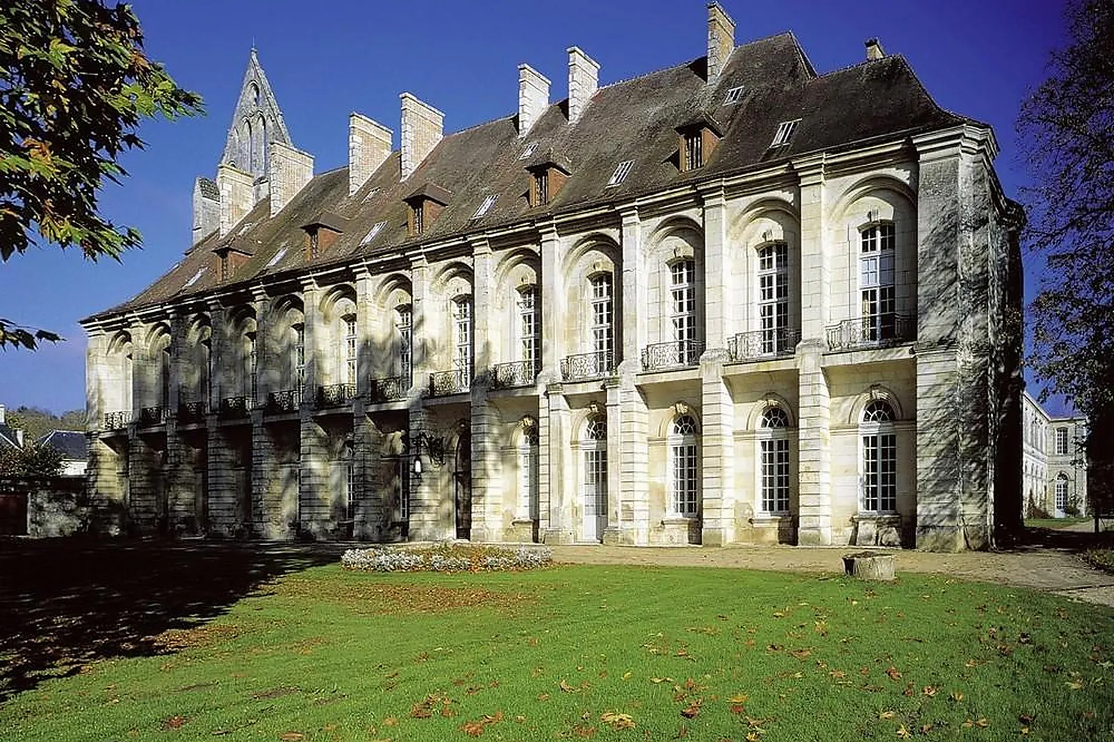 Lieux événementiels, ABBAYE DE LONGPONT