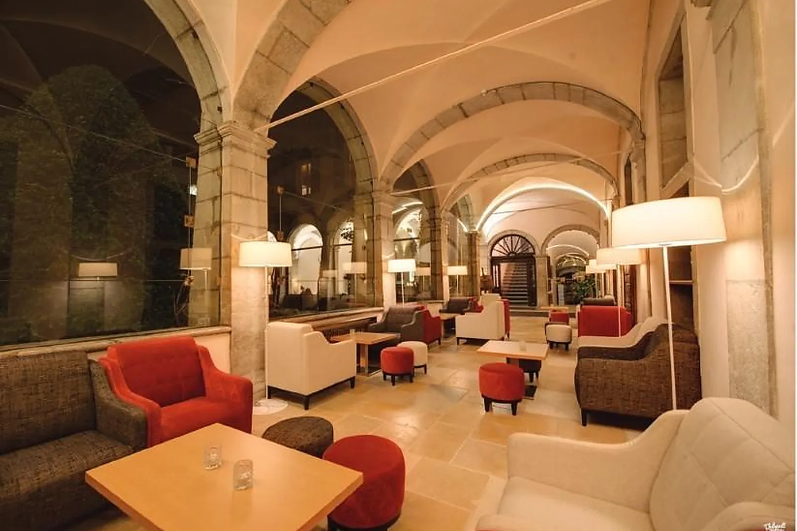 Lieux événementiels, ABBAYE DE TALLOIRES