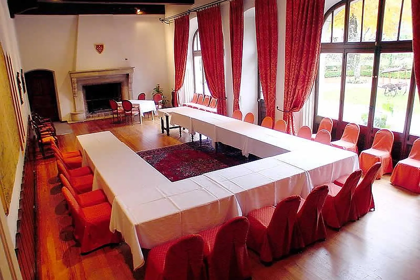 Lieux événementiels, ABBAYE DE TALLOIRES