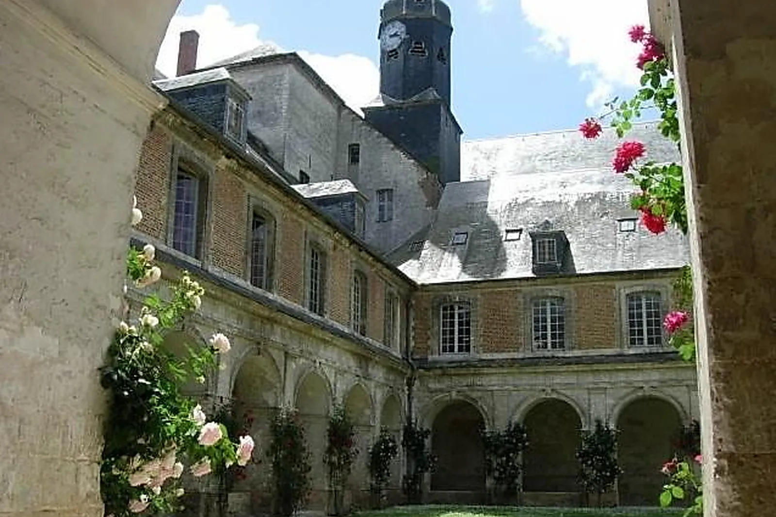 Lieux événementiels, ABBAYE DE VALLOIRES