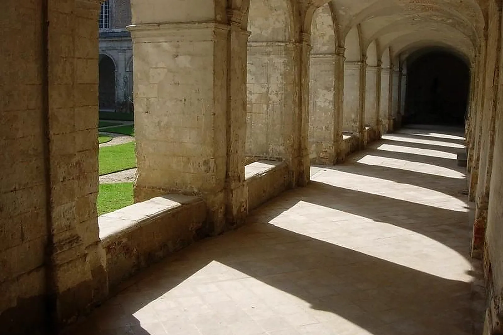 Lieux événementiels, ABBAYE DE VALLOIRES