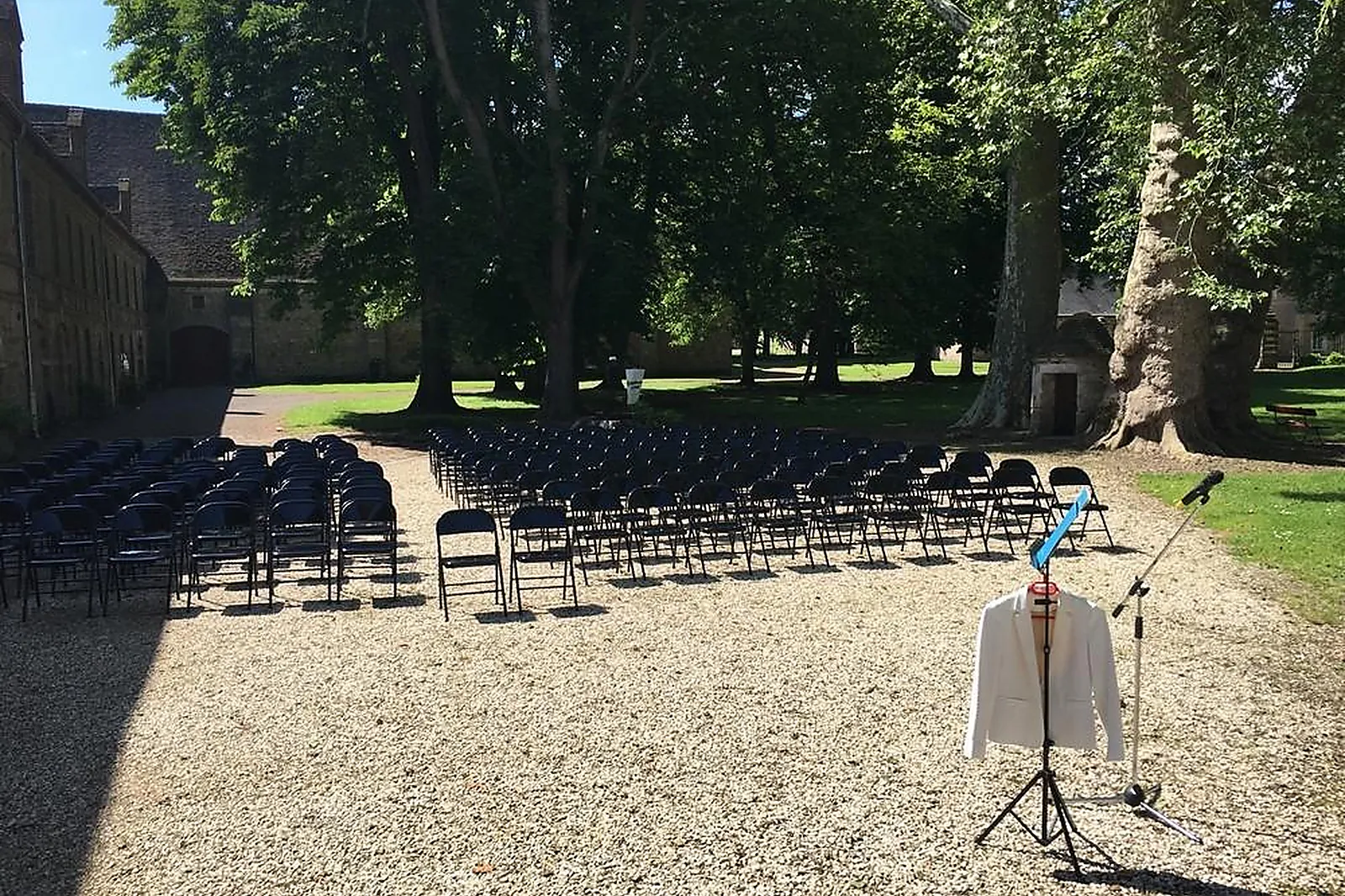 Lieux événementiels, ABBAYE DE VAULUISANT