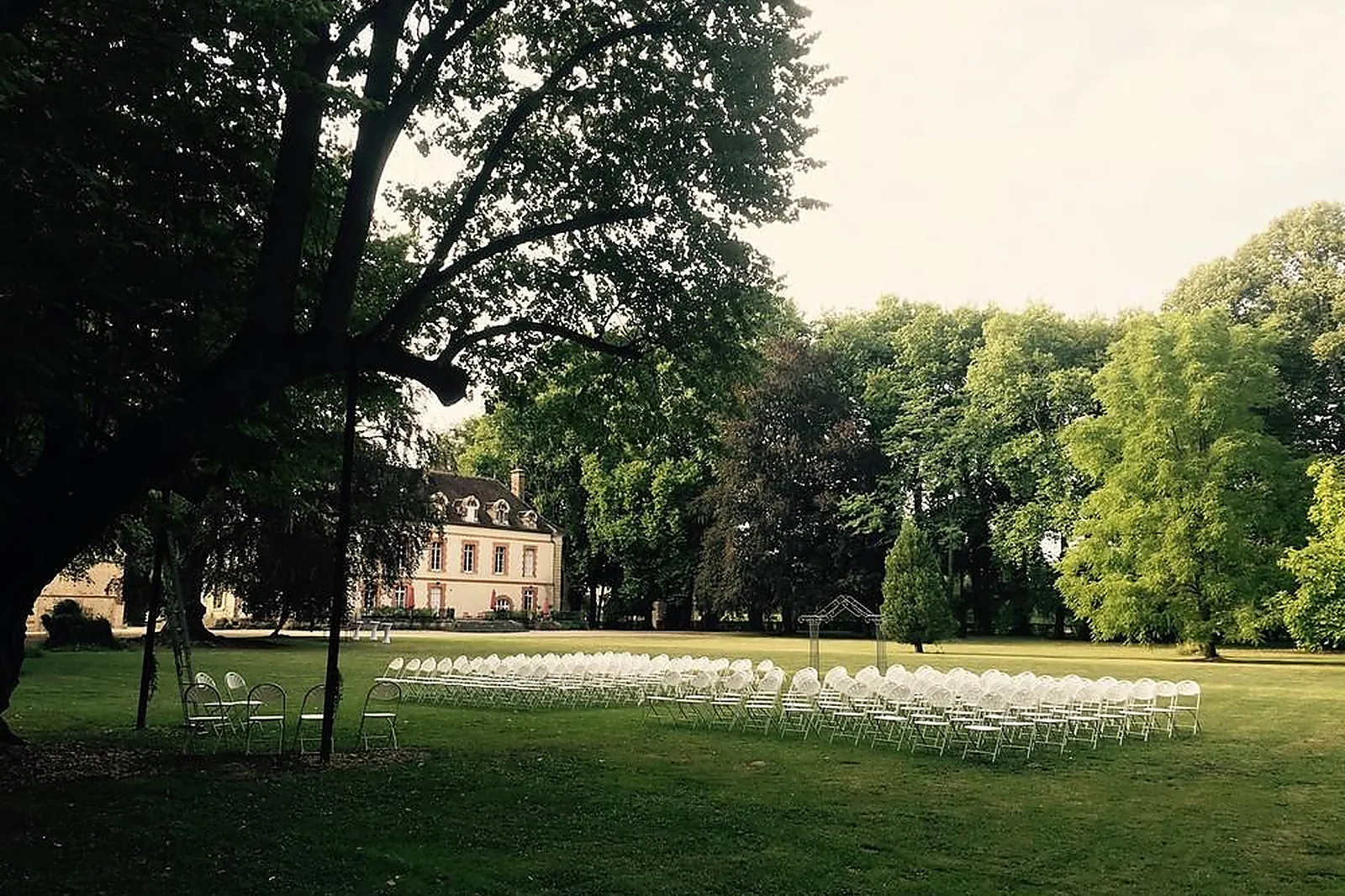 Lieux événementiels, ABBAYE DE VAULUISANT