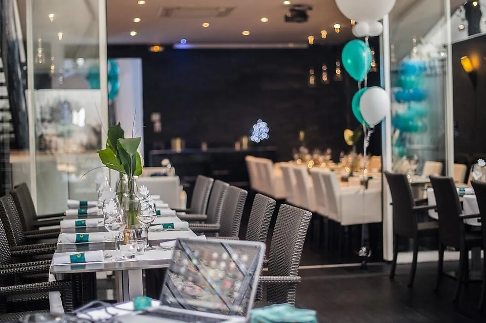 Lieux événementiels, ABSOLU