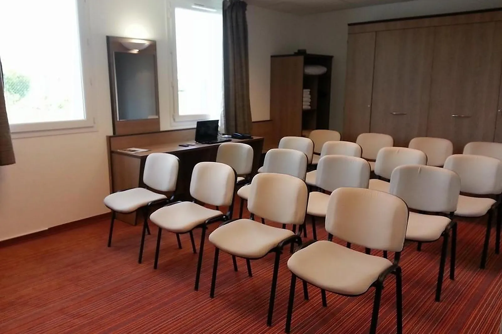 Lieux événementiels, ACE HÔTEL ROANNE-MABLY