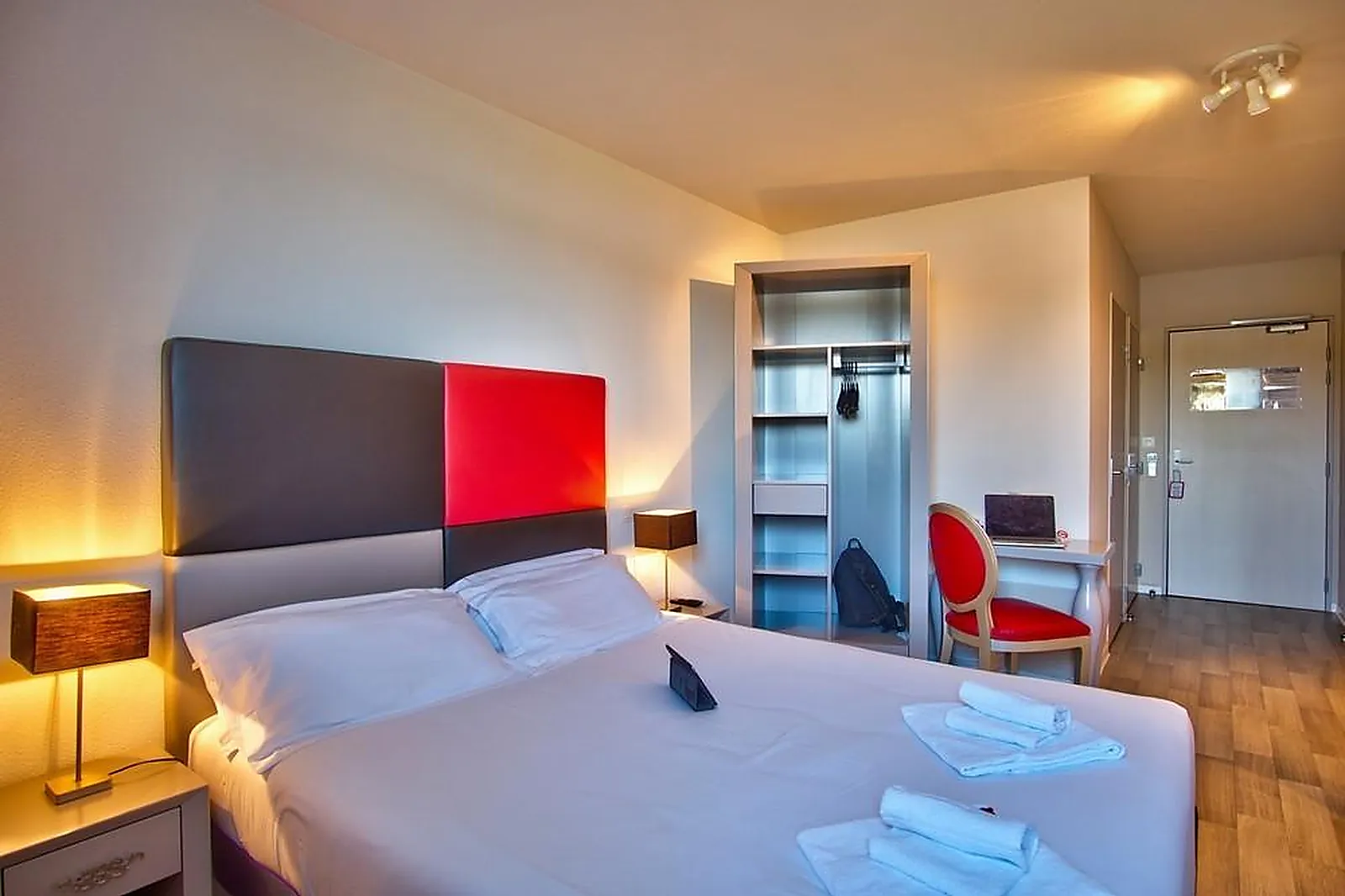 Lieux événementiels, ADONIS BAYONNE