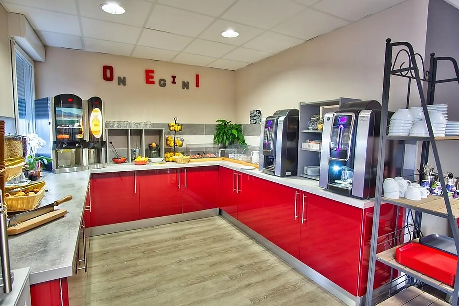 Lieux événementiels, ADONIS BAYONNE