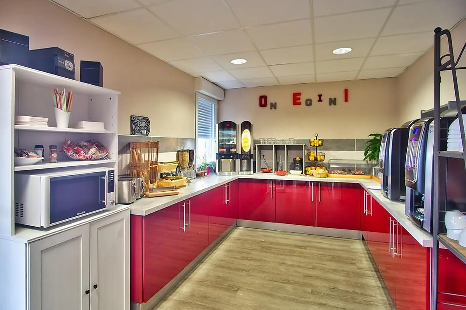 Lieux événementiels, ADONIS BAYONNE