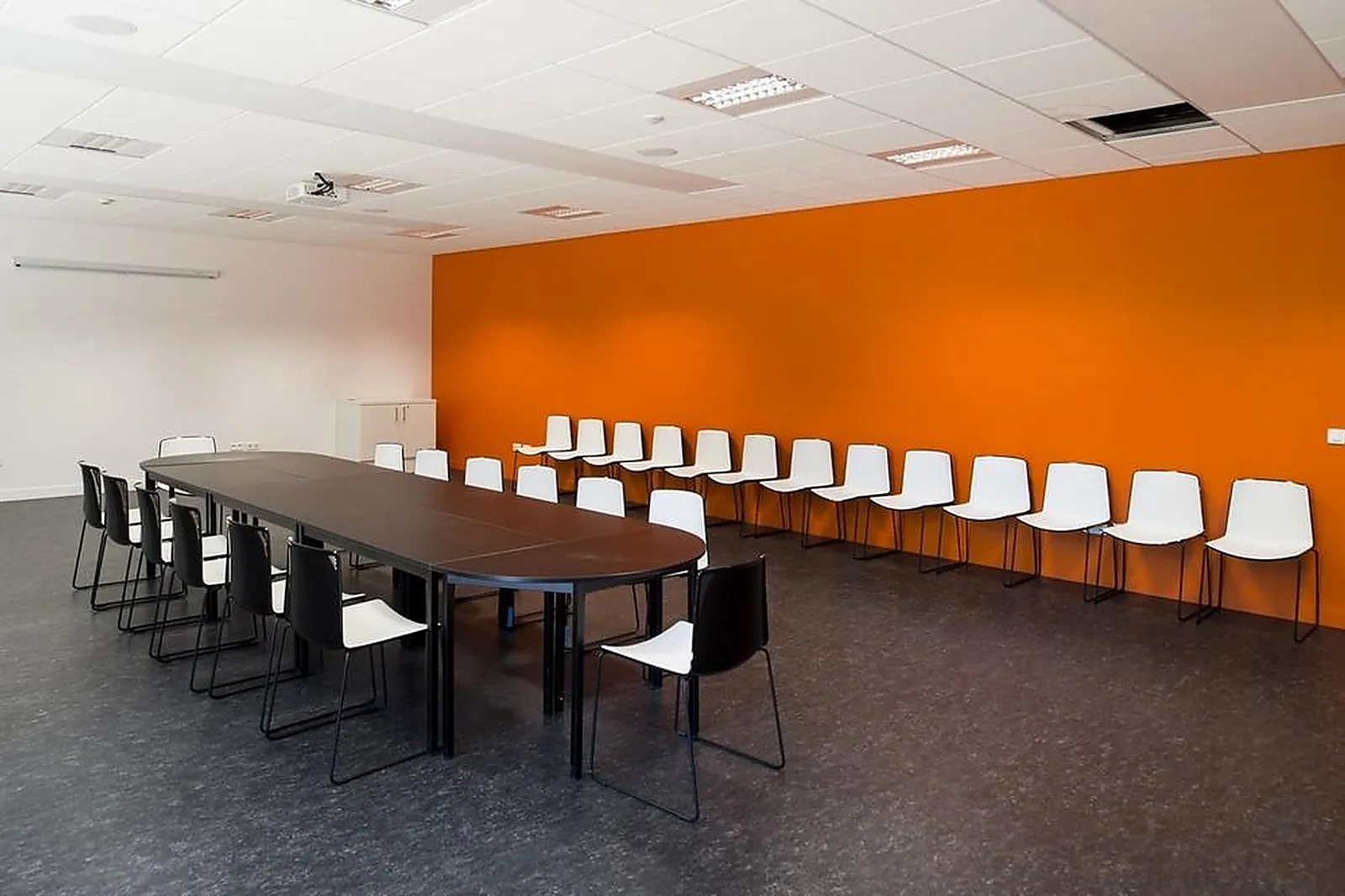 Lieux événementiels, ADONIS DIJON