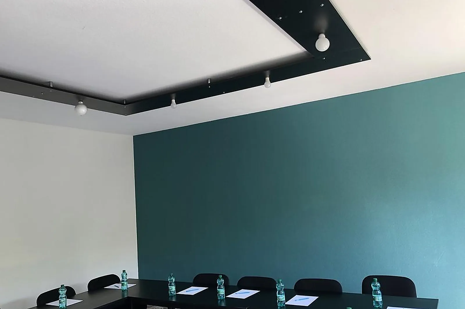 Lieux événementiels, ADONIS LYON EST HOTEL ARTYS