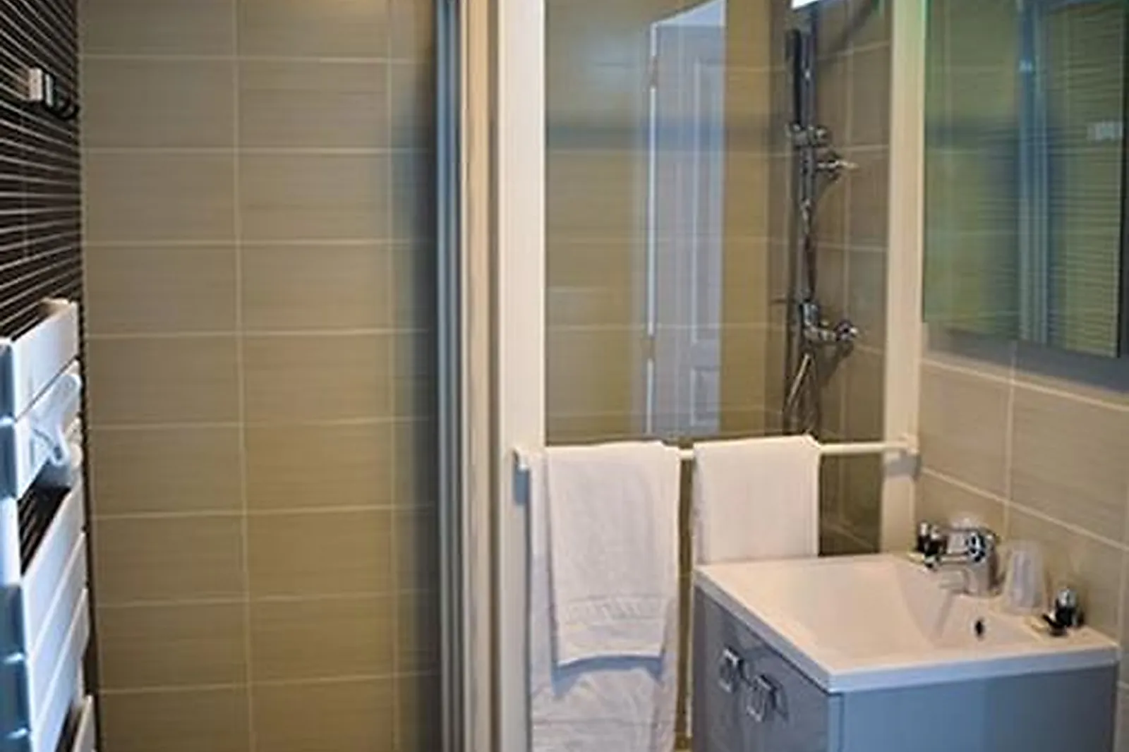 Lieux événementiels, ADONIS LA BAULE