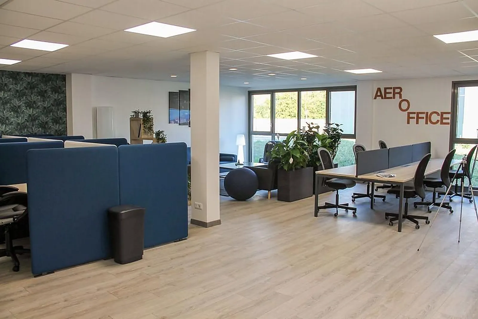 Lieux événementiels, AEROFFICE