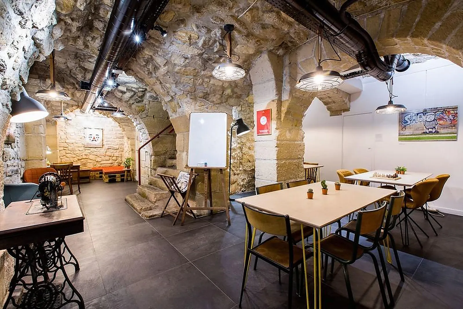 Lieux événementiels, AFTER PLACE BEAUBOURG