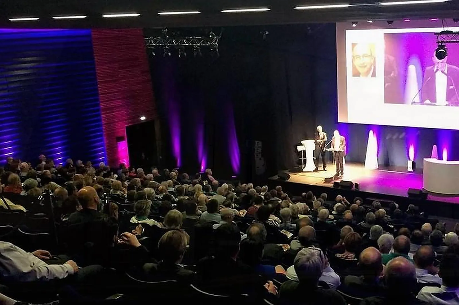 Lieux événementiels, AGEN AGORA