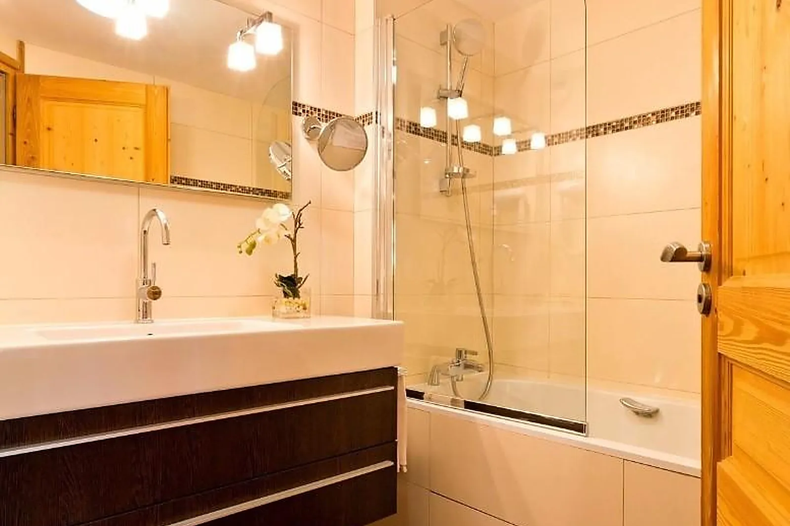 Lieux événementiels, AIGUILLE DU MIDI