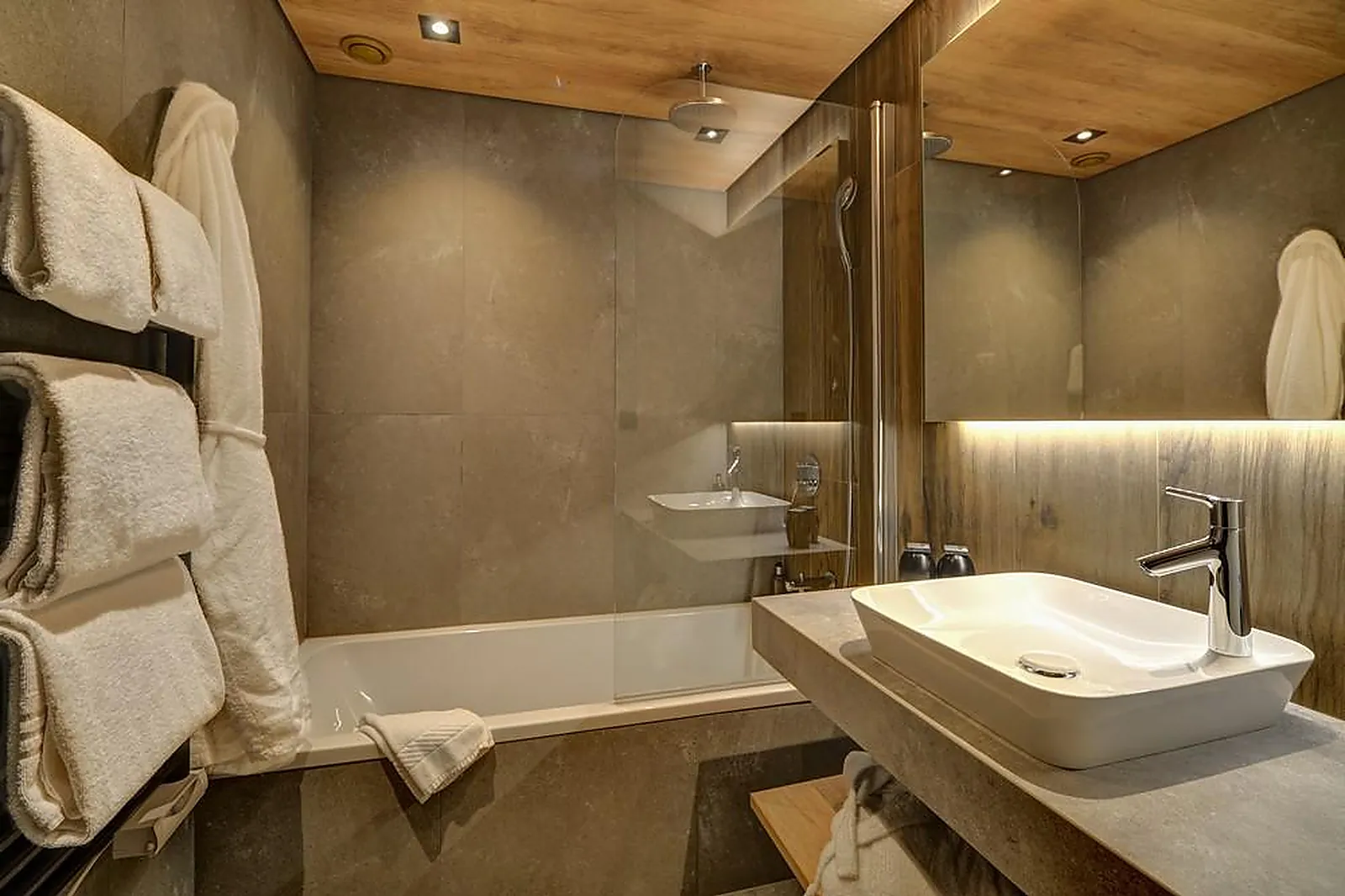 Lieux événementiels, ALPINA ECLECTIC HÔTEL