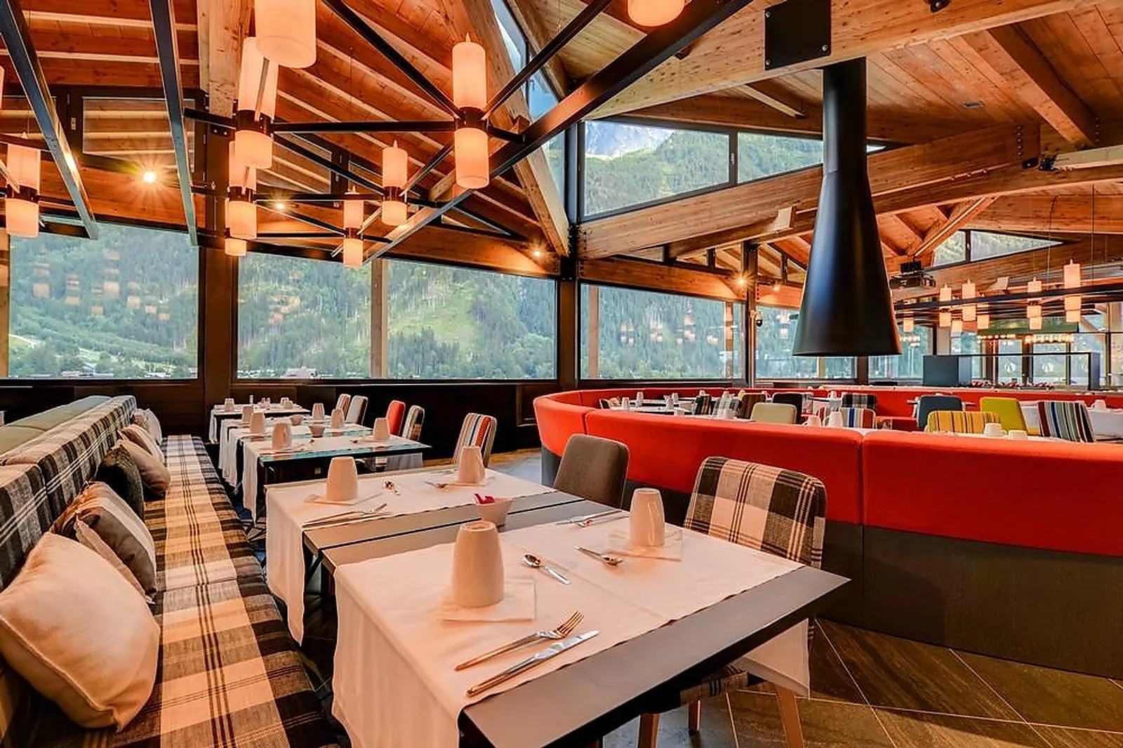 Lieux événementiels, ALPINA ECLECTIC HÔTEL