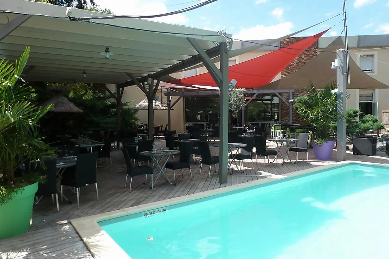 Lieux événementiels, AMBIANCE PATIO