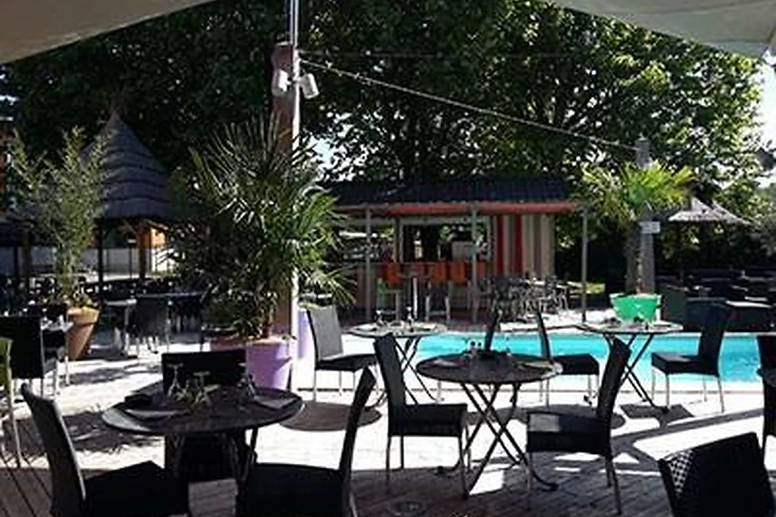 Lieux événementiels, AMBIANCE PATIO