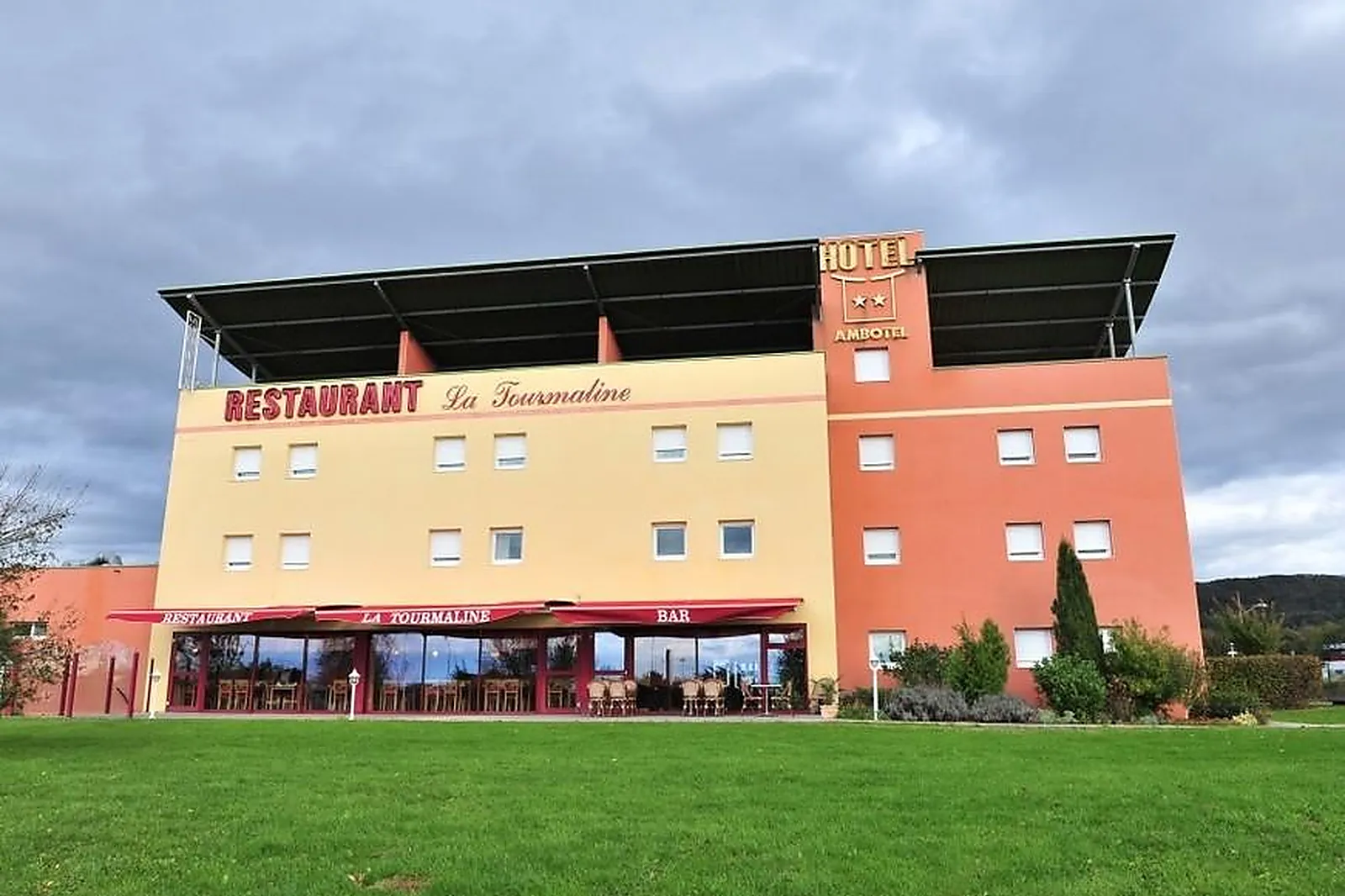 Lieux événementiels, AMBOTEL