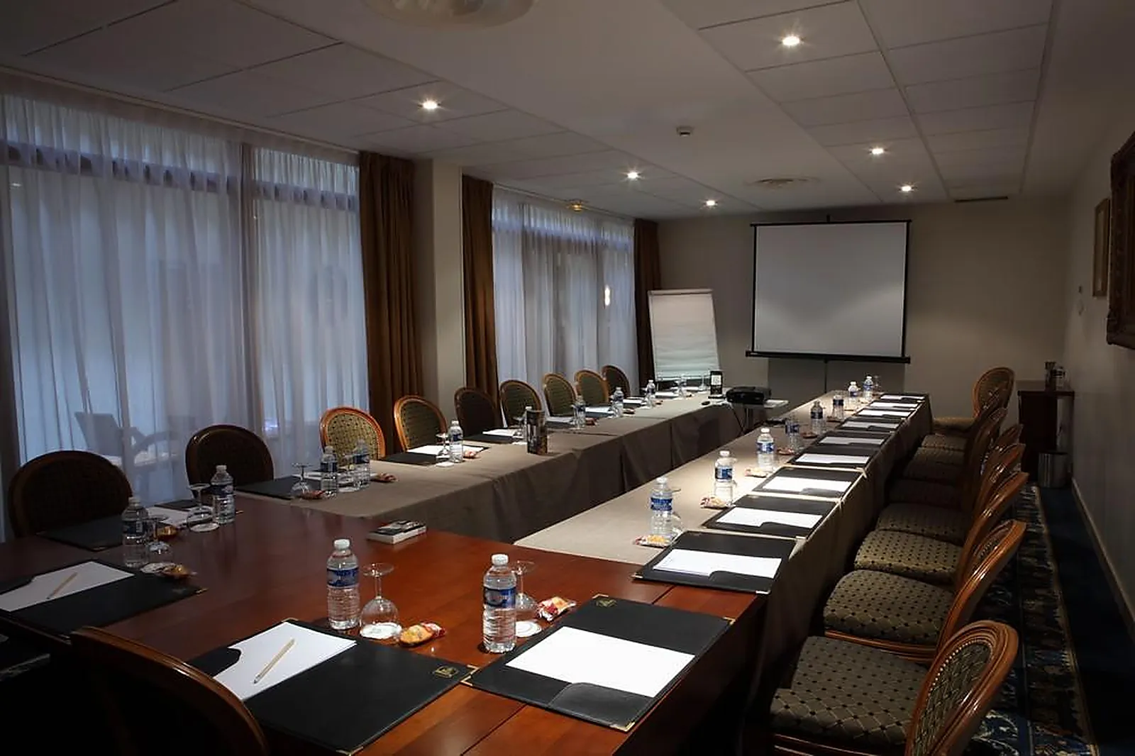 Lieux événementiels, AMIRAL HOTEL