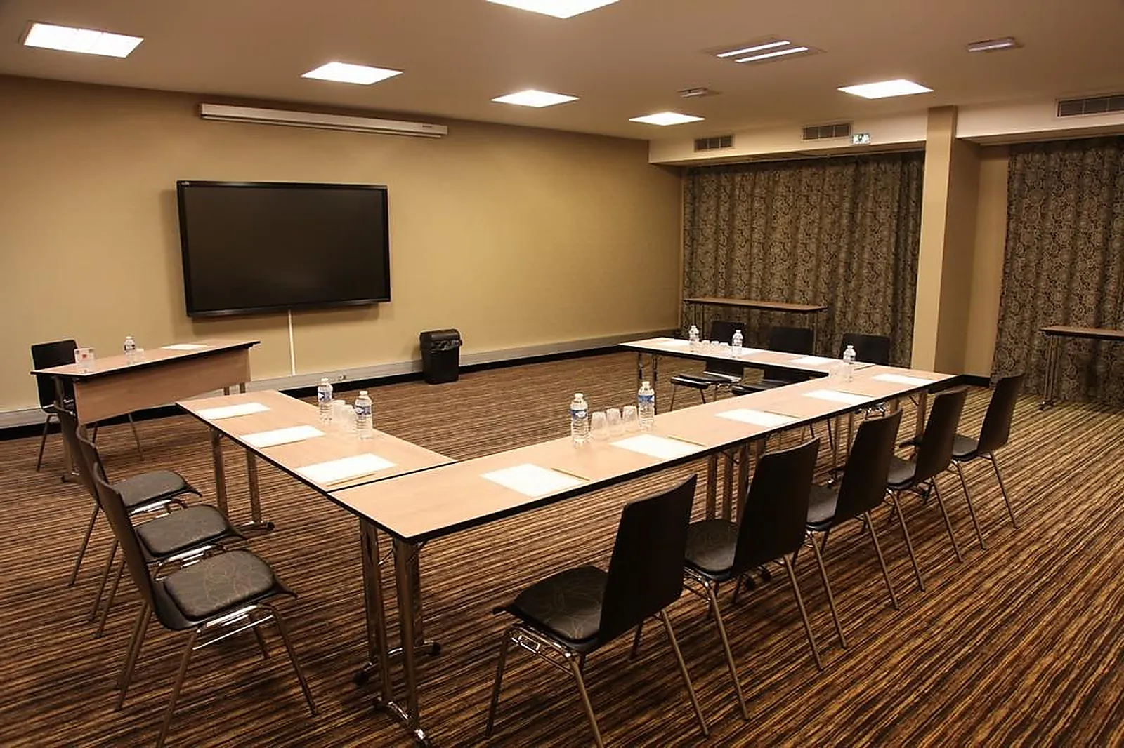 Lieux événementiels, AMIRAUTE HÔTEL