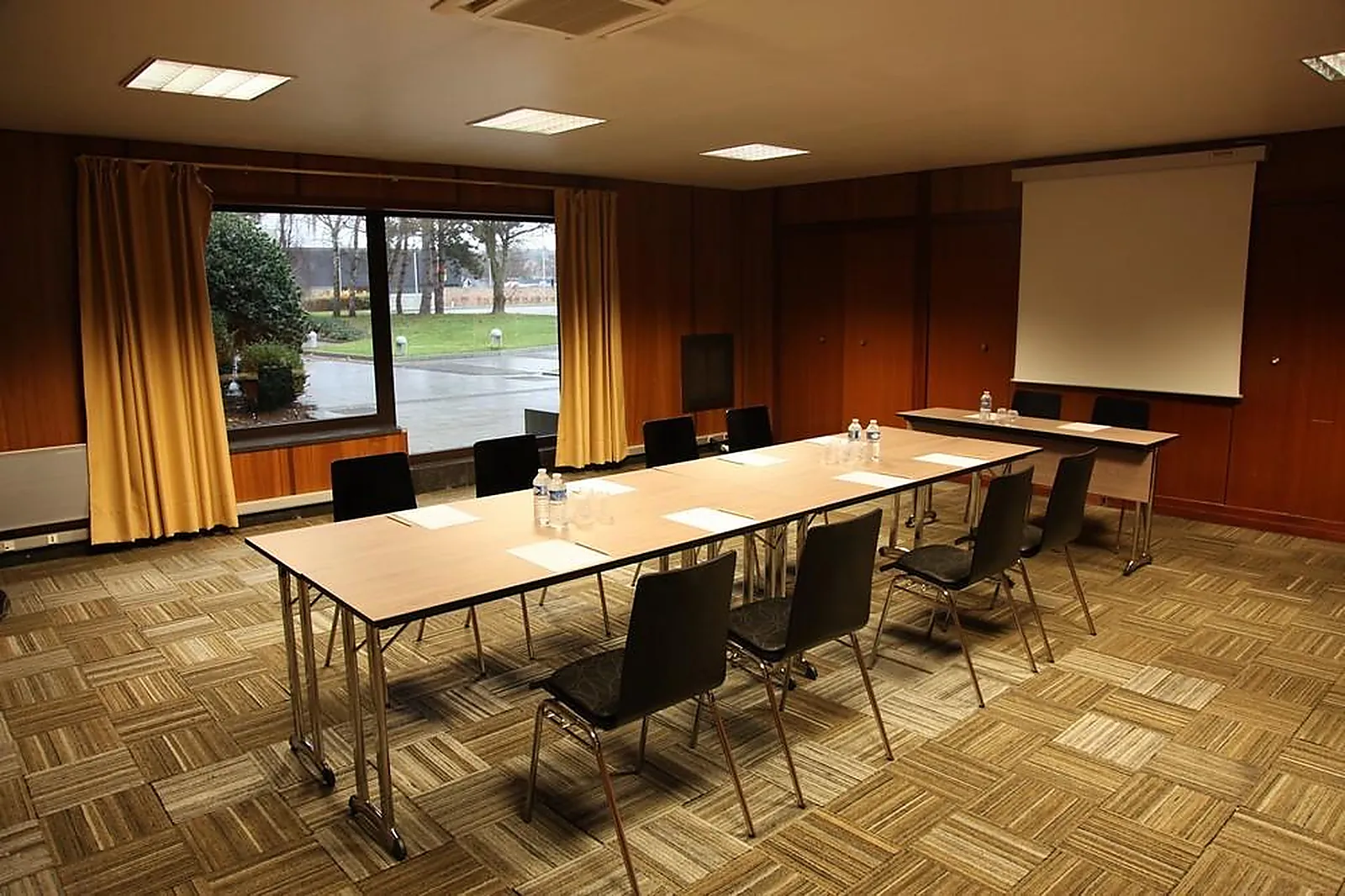 Lieux événementiels, AMIRAUTE HÔTEL