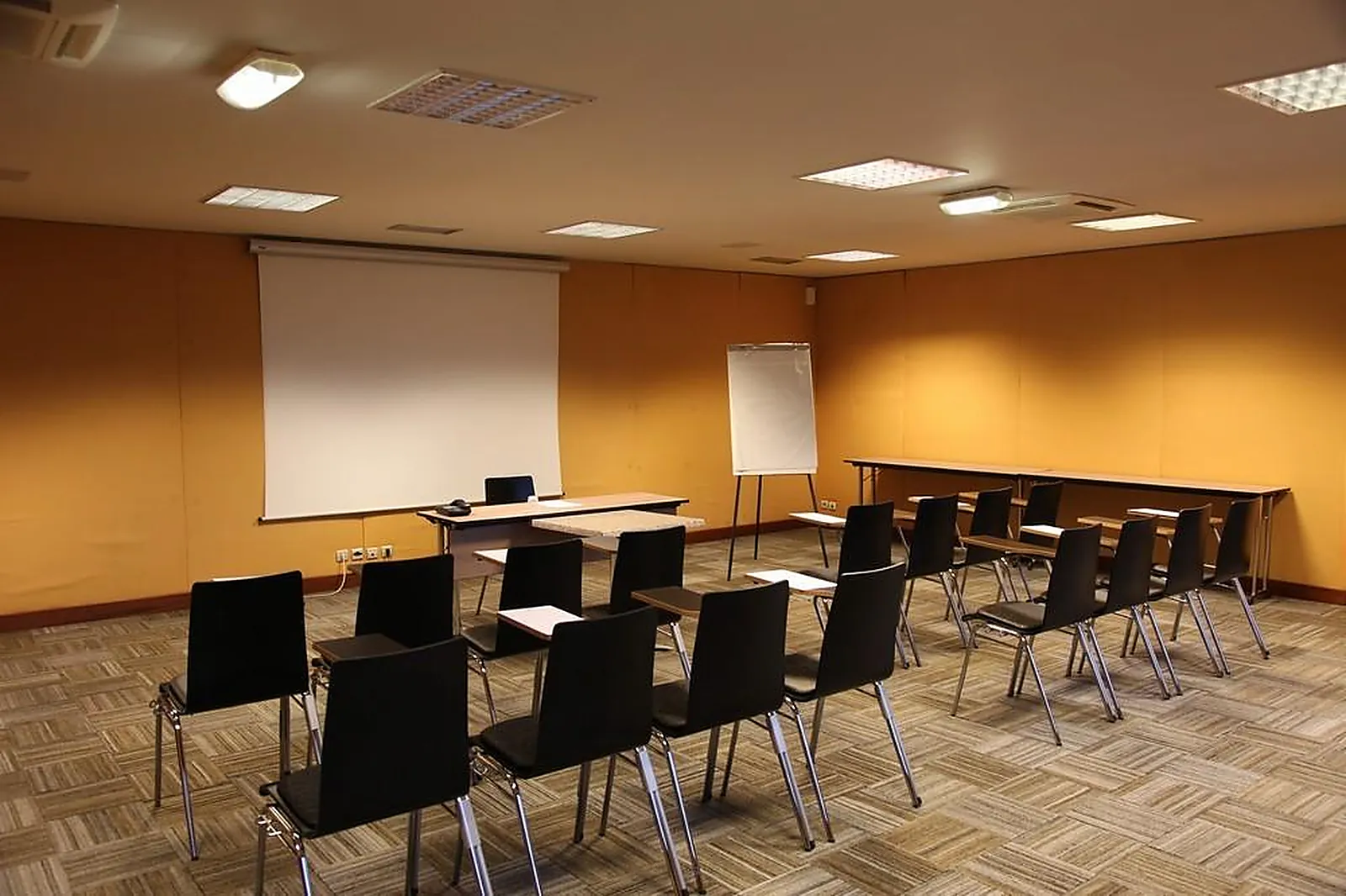 Lieux événementiels, AMIRAUTE HÔTEL