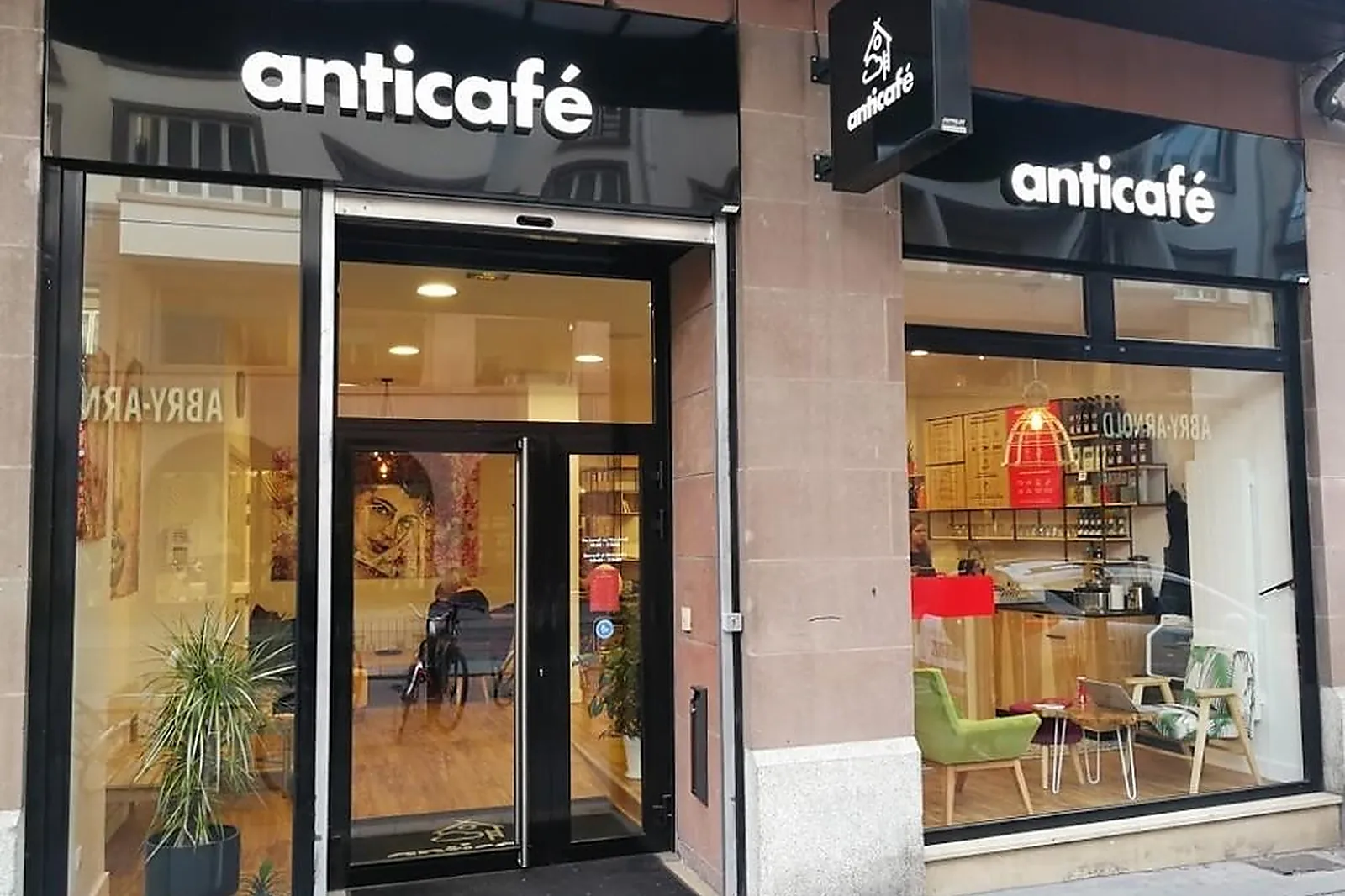 Lieux événementiels, ANTICAFÉ STRASBOURG