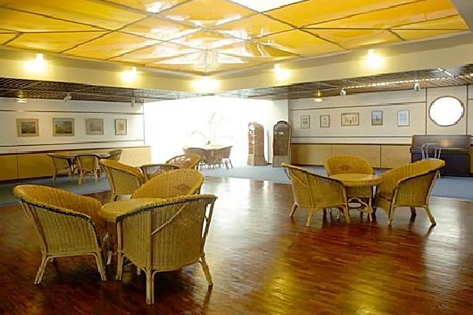 Lieux événementiels, AQUABOULEVARD