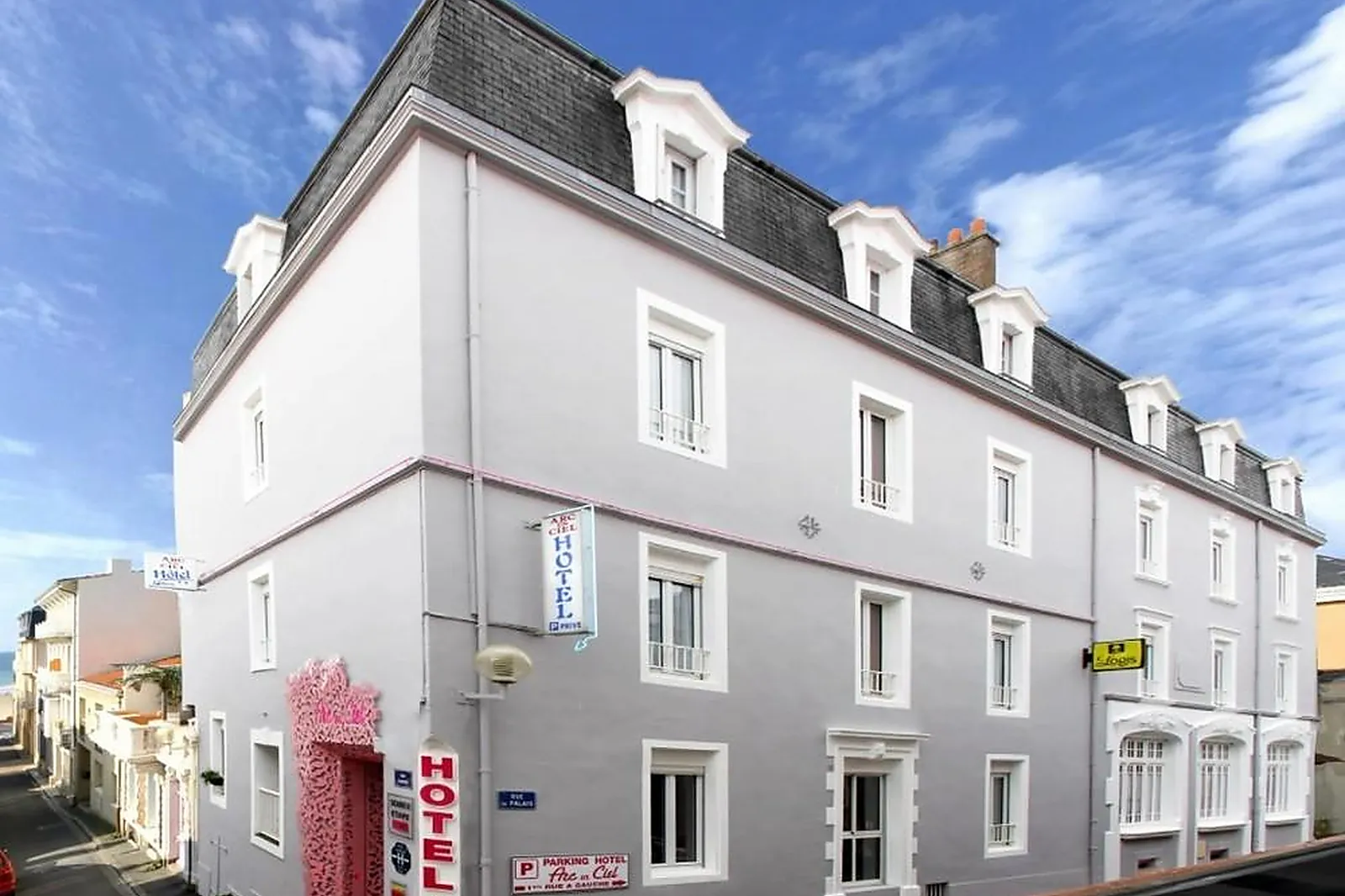 Lieux événementiels, ARC EN CIEL HÔTEL ET SPA