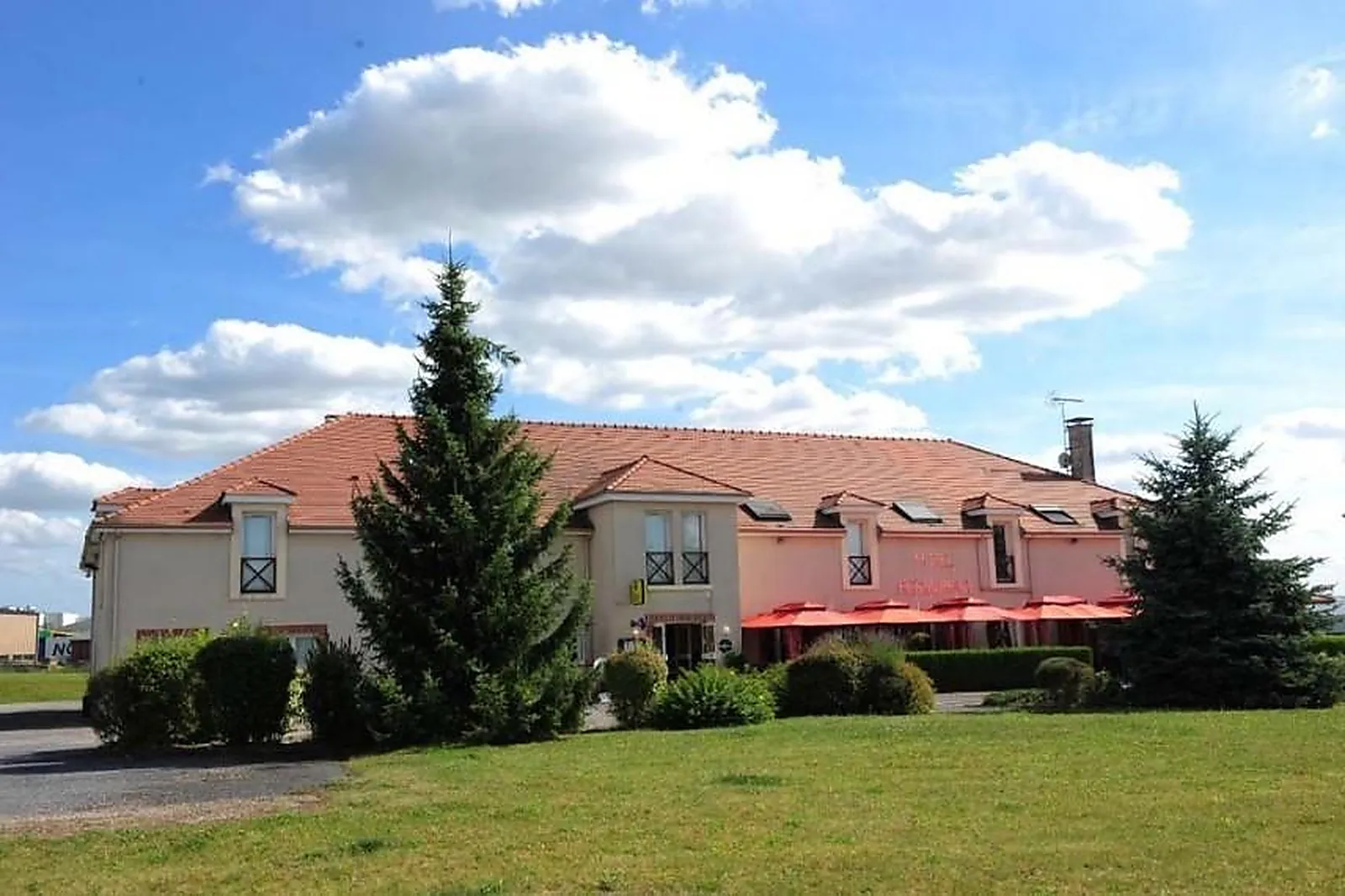 Lieux événementiels, ARGONNE HÔTEL