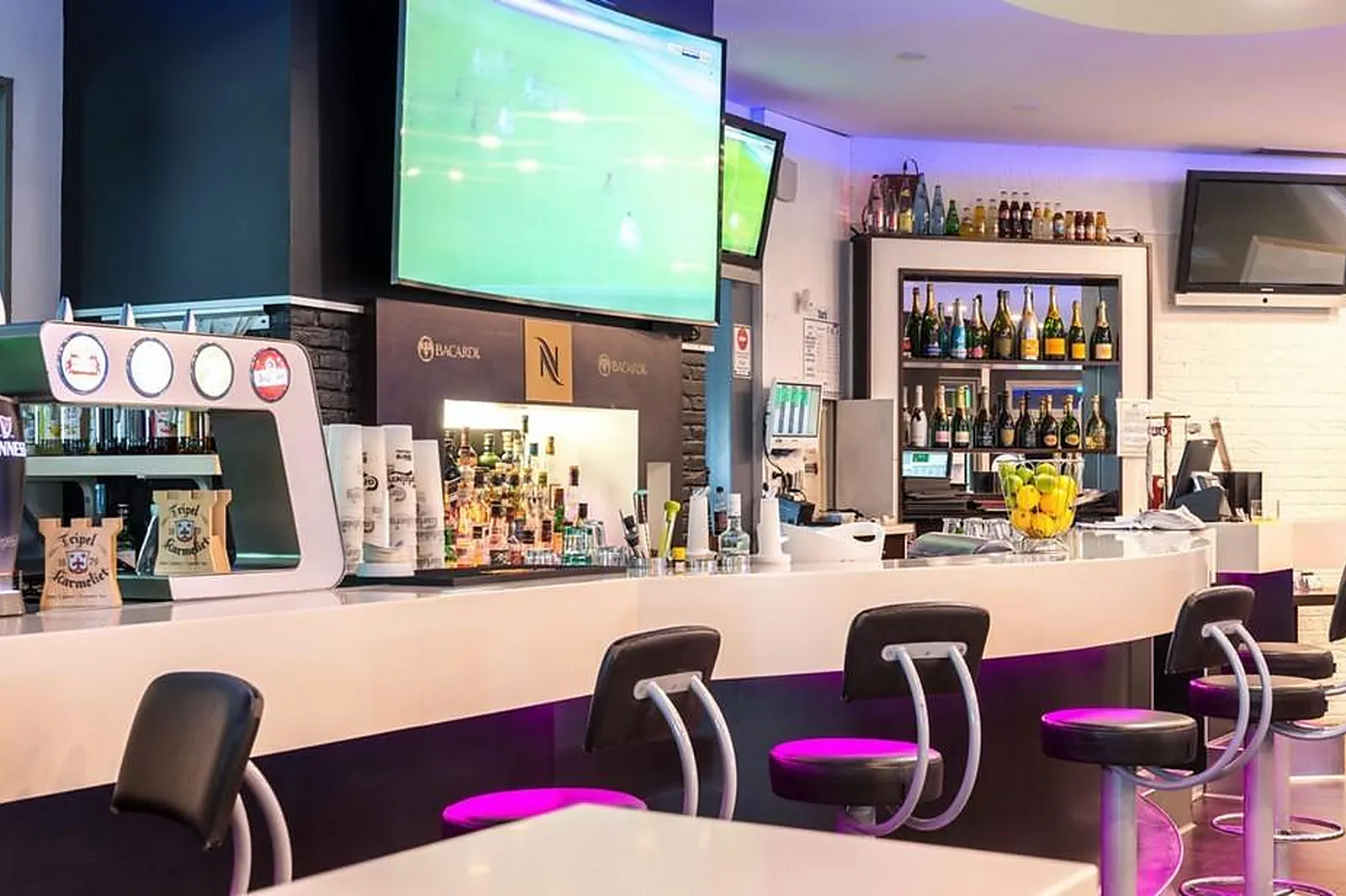 Lieux événementiels, ARRAS GOLF RESORT