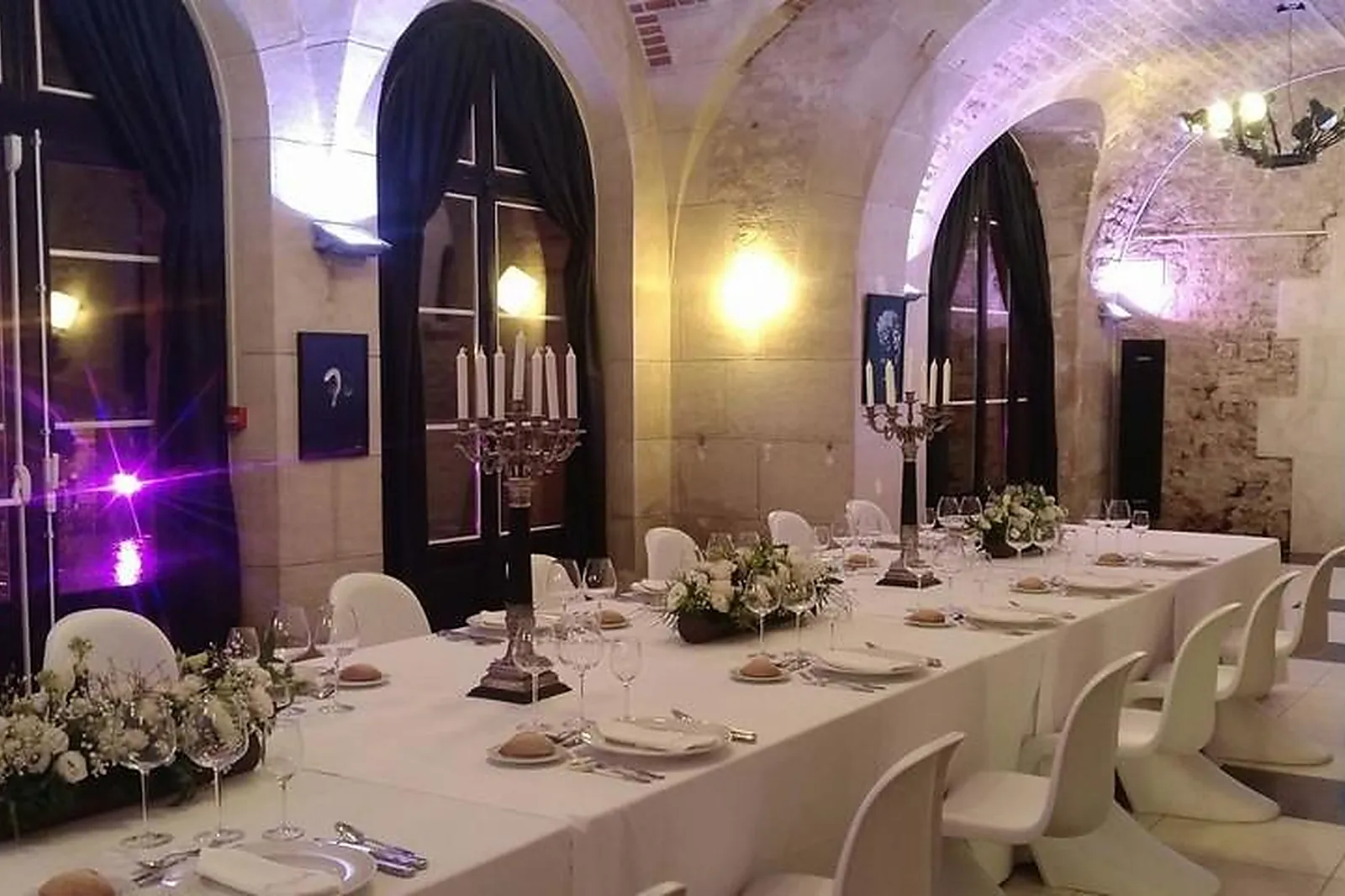 Lieux événementiels, ART HÔTEL