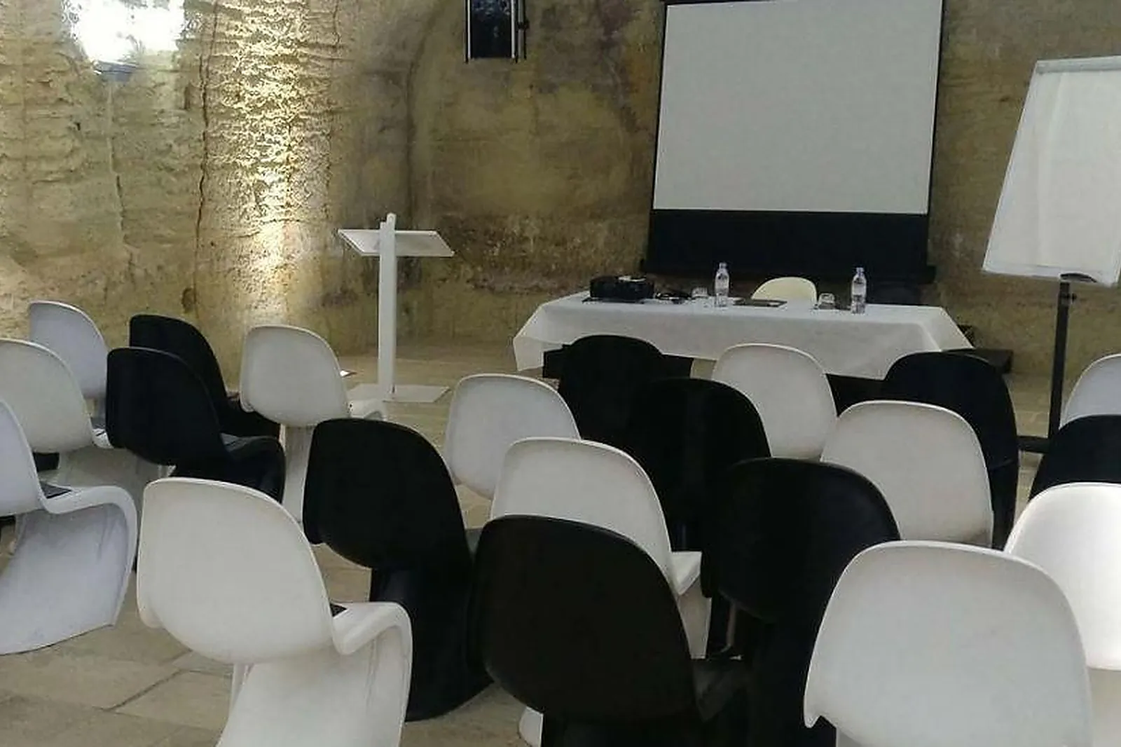 Lieux événementiels, ART HÔTEL