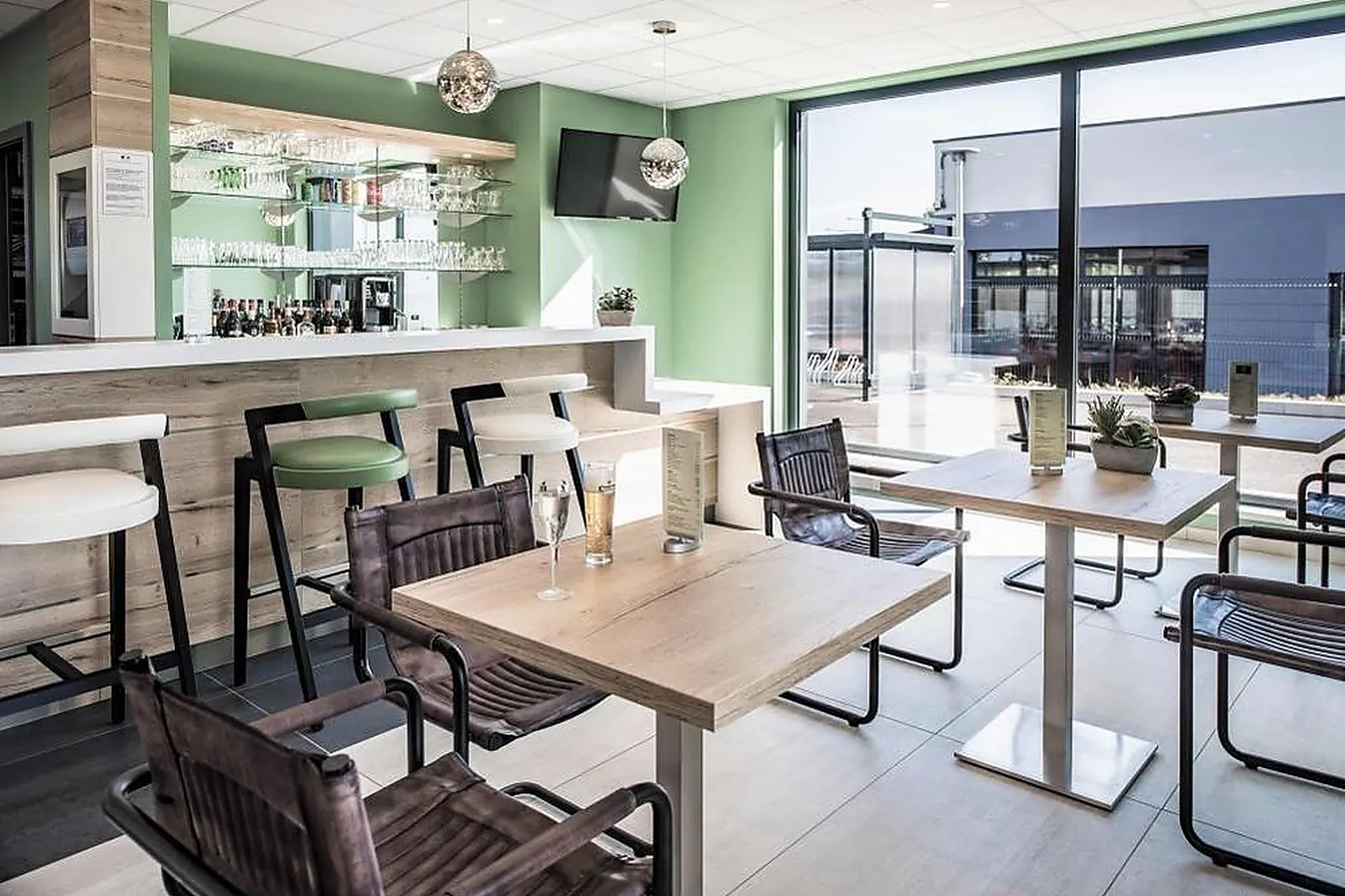 Lieux événementiels, ATOLON PARK HÔTEL