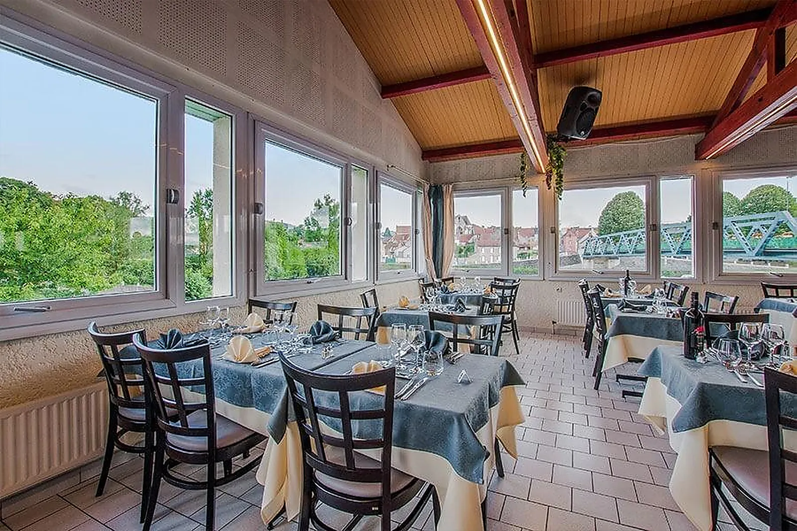 Lieux événementiels, AU BATEAU LAVOIR