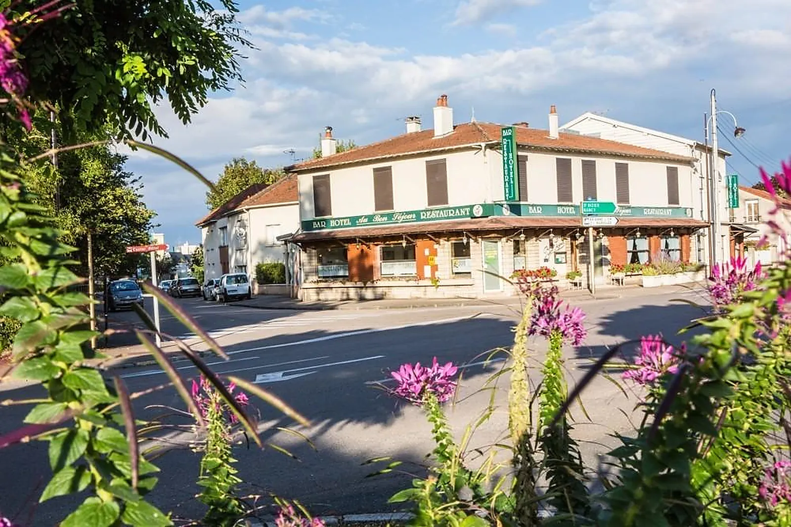 Lieux événementiels, AU BON SEJOUR