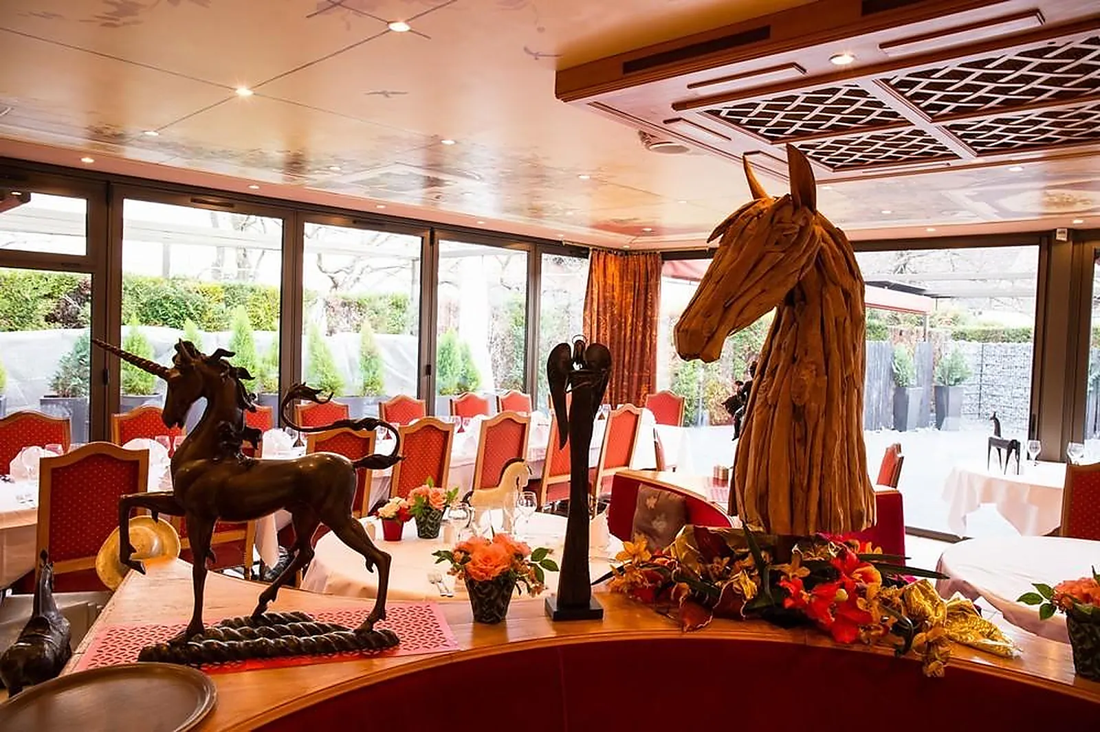 Lieux événementiels, AU CHEVAL NOIR