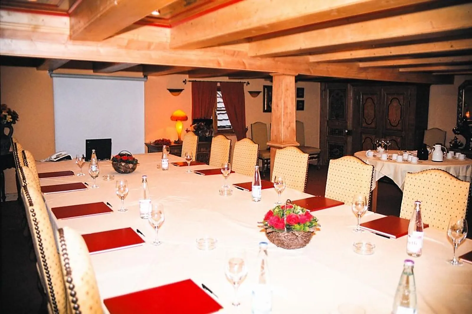 Lieux événementiels, AU CHEVAL NOIR