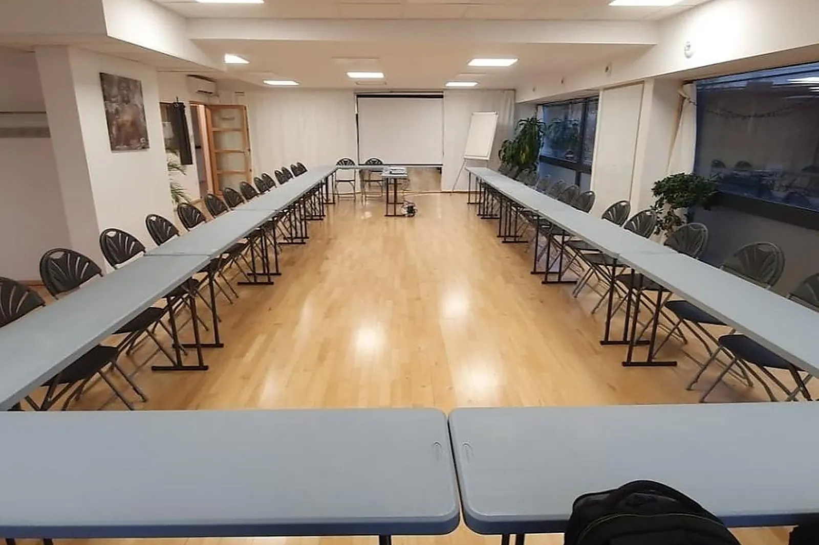 Lieux événementiels, AU COEUR DE L'ESSENTIEL