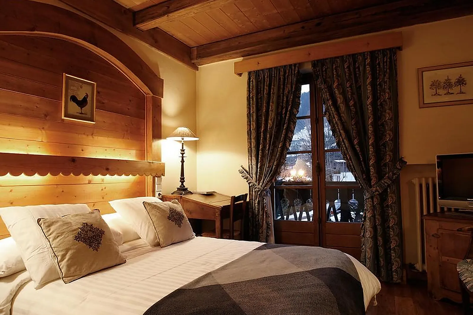 Lieux événementiels, AU COIN DU FEU