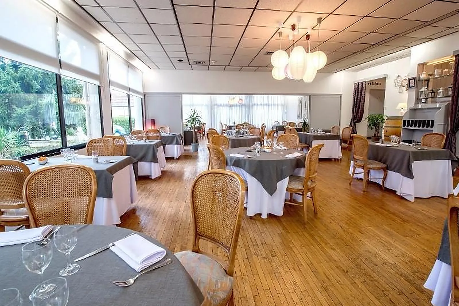 Lieux événementiels, AU COLOMBIER DU TOURON