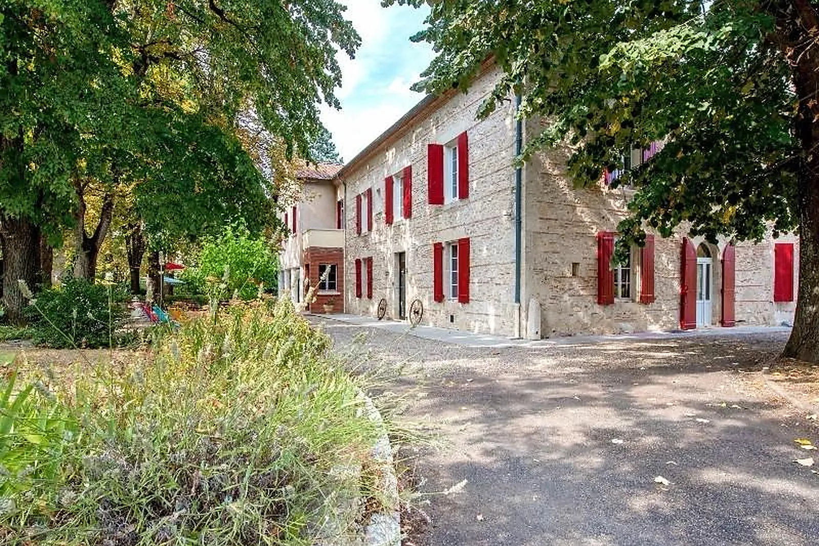 Lieux événementiels, AU COLOMBIER DU TOURON