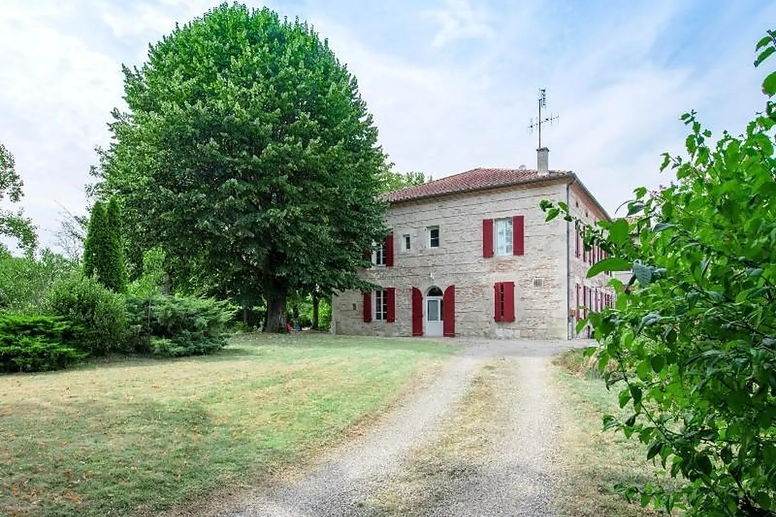 Lieux événementiels, AU COLOMBIER DU TOURON