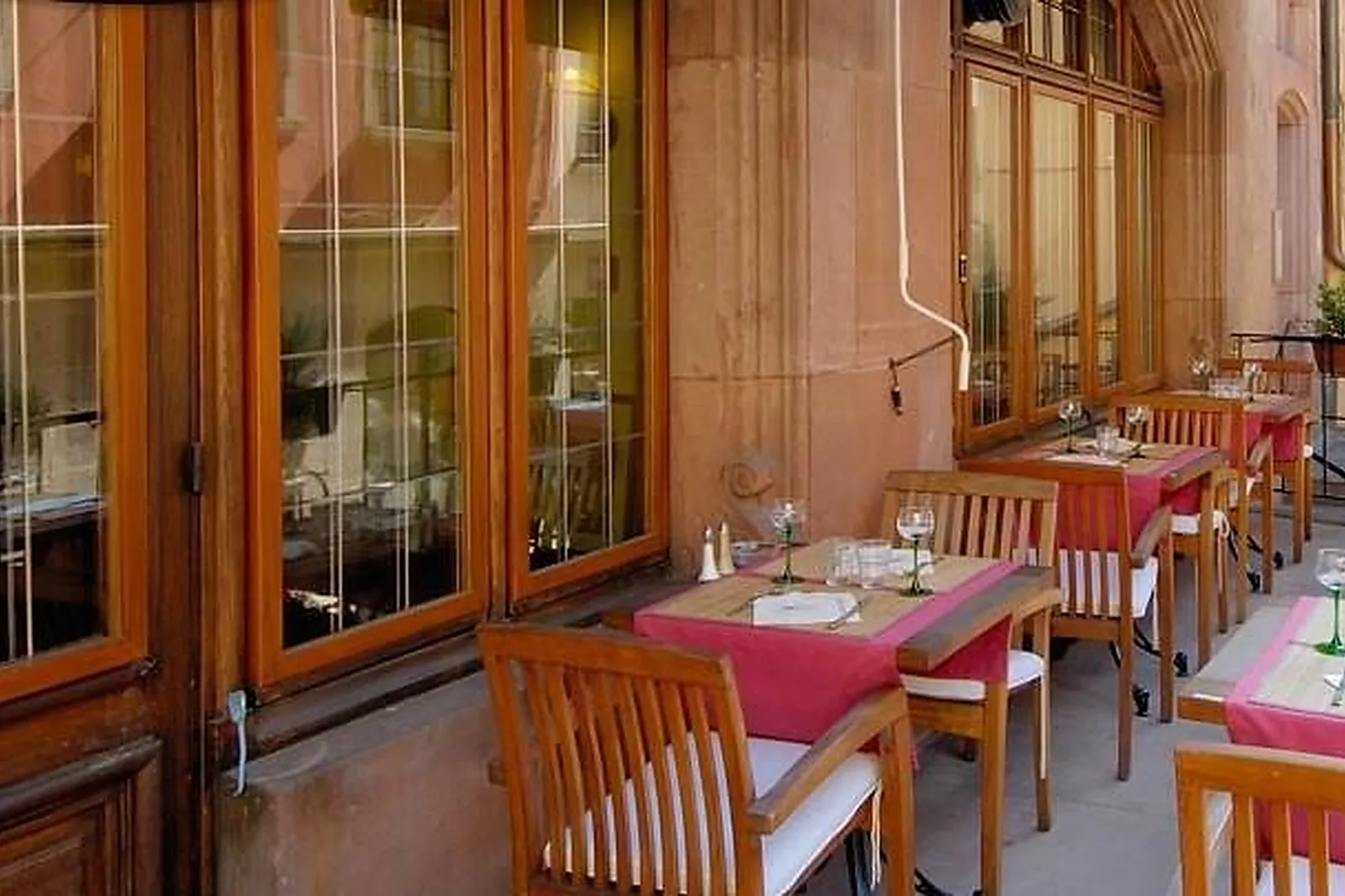 Lieux événementiels, AU DAUPHIN