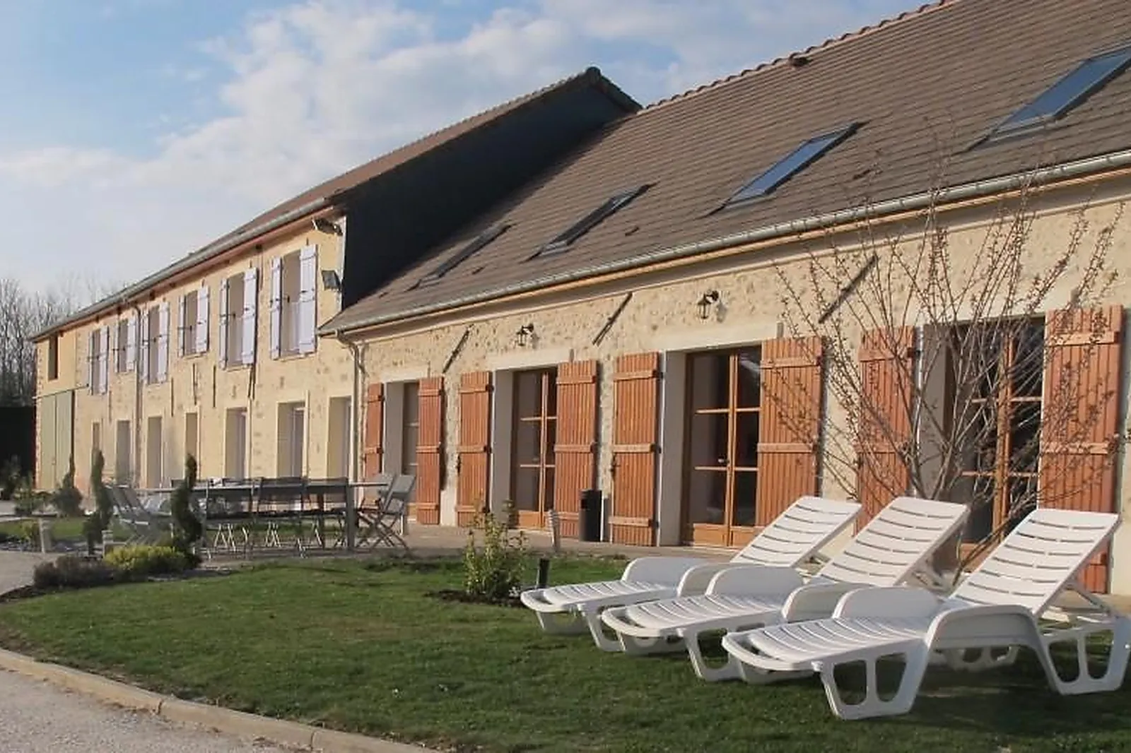 Lieux événementiels, AU DOMÉLIA PROVINOIS