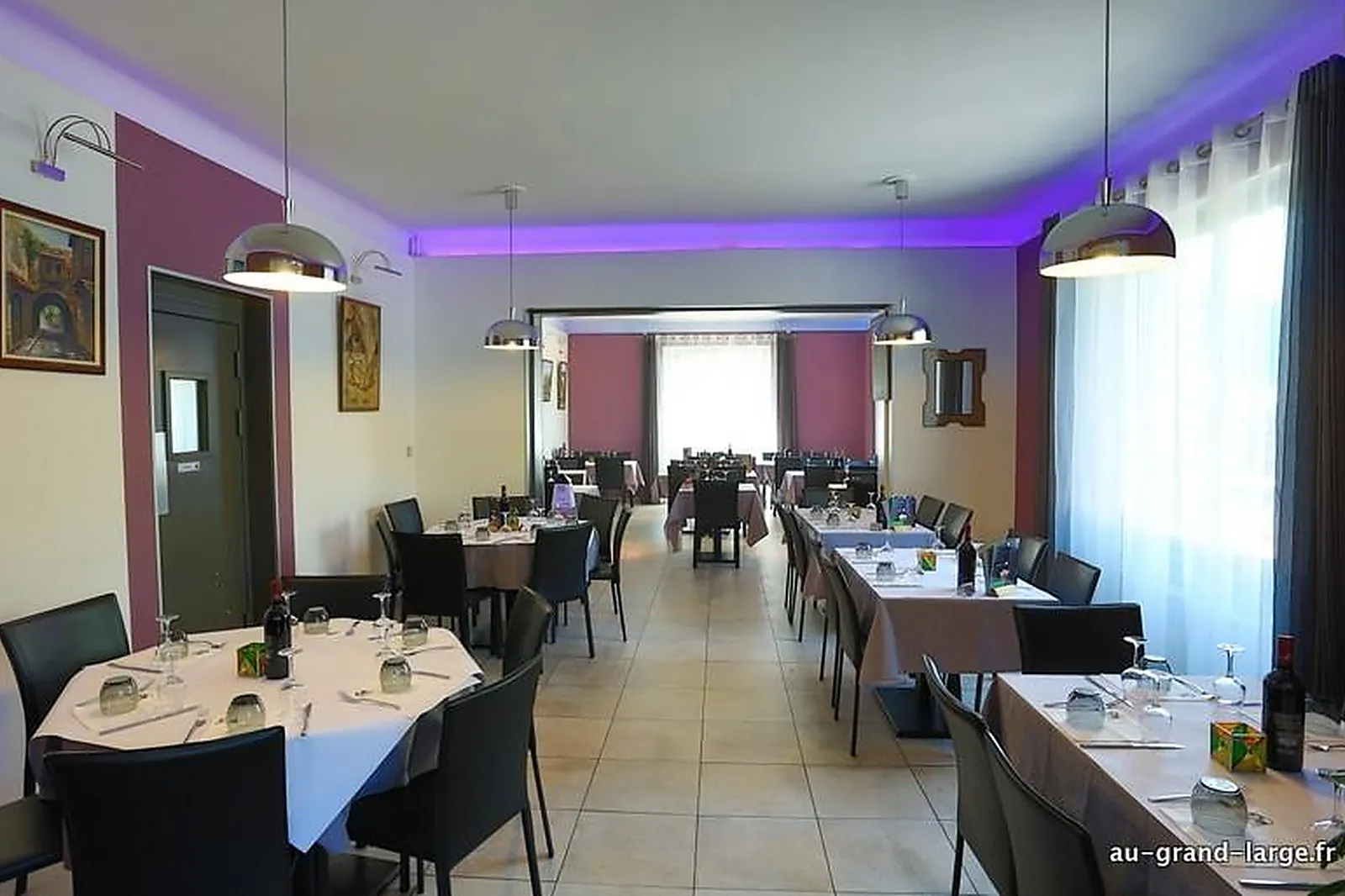 Lieux événementiels, AU GRAND LARGE