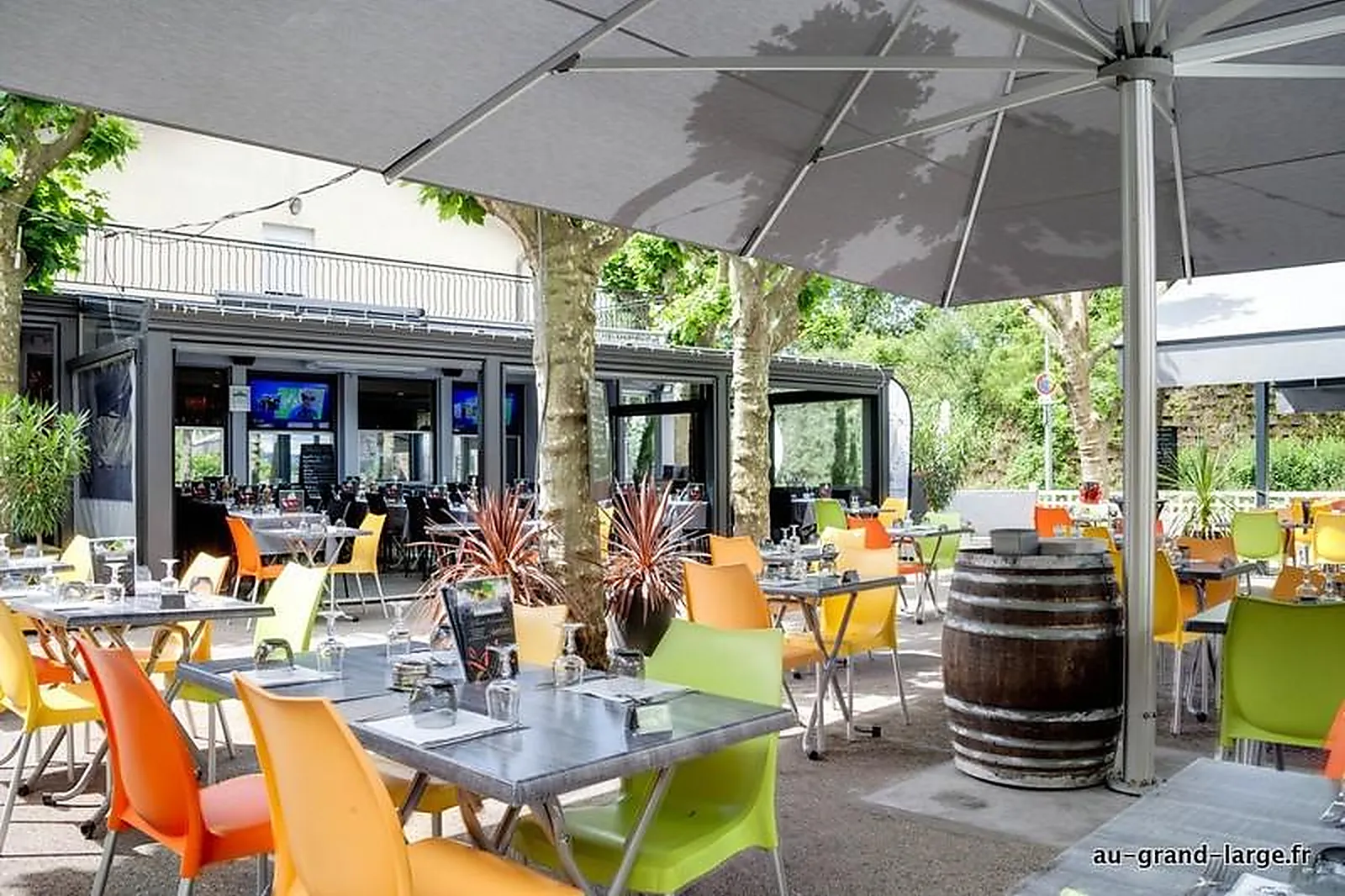 Lieux événementiels, AU GRAND LARGE